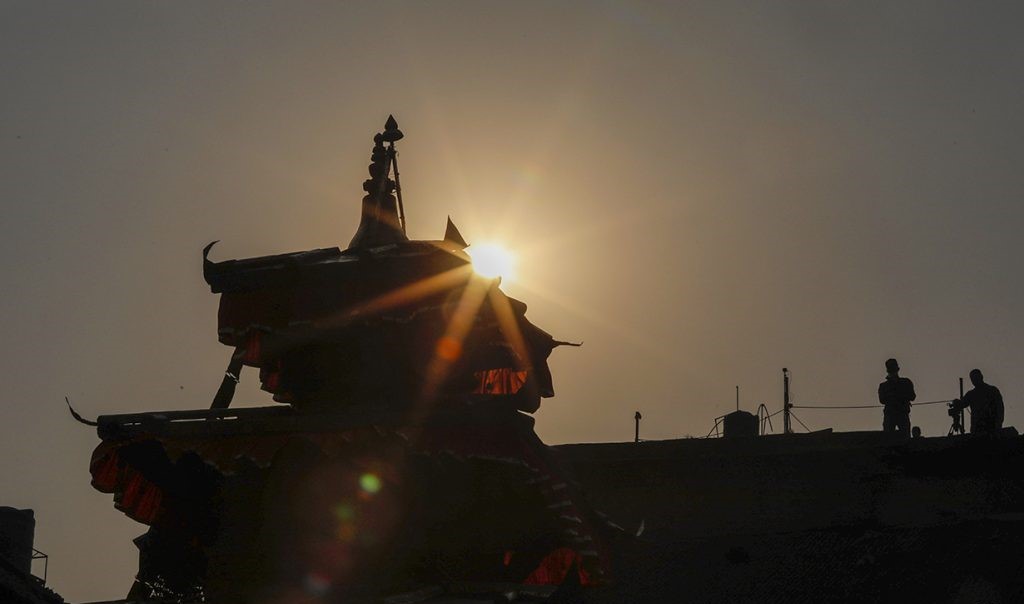 बिस्का जात्रामा भैरवनाथको रथ भाँचियो