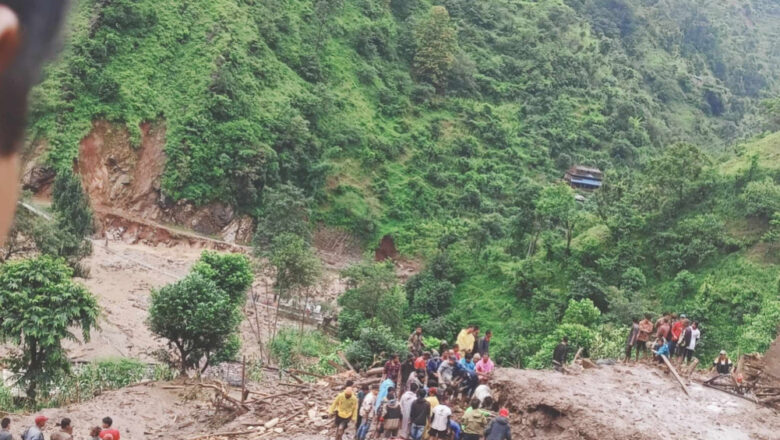 बडिगाड पहिरोमा ३ बालबालिका अझै बेपत्ता