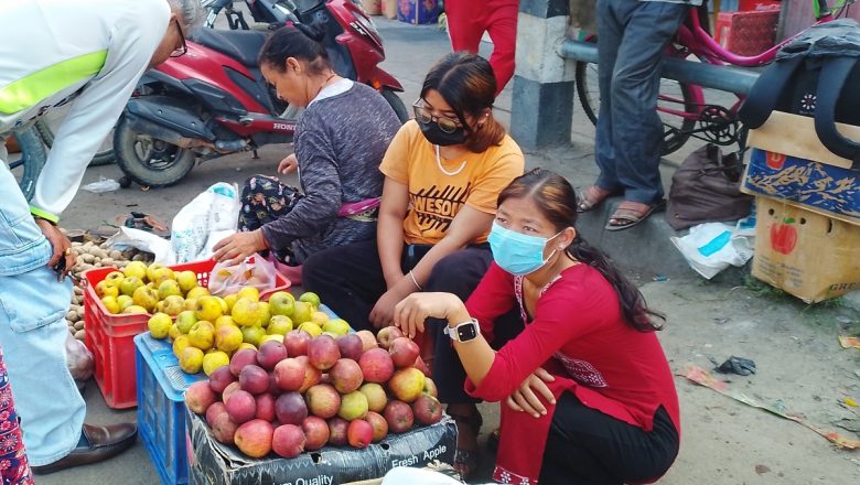 दसैँ-तिहारलाई कोसेली कर्णालीको स्याउ