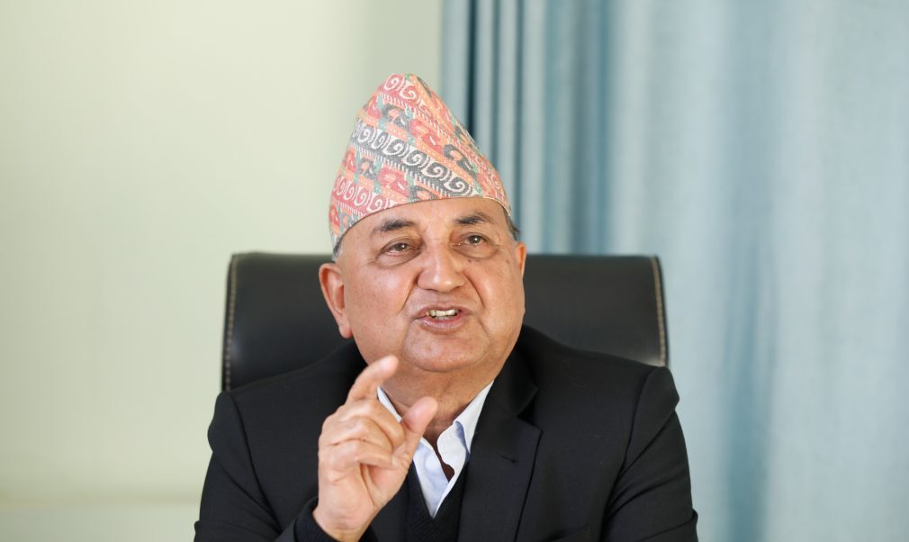 पोलिटब्युरो बैठकअघि ईश्वरको आग्रहः विधान संशोधन मस्यौदामा गम्भीरतापूर्वक बहस गर्नुस्