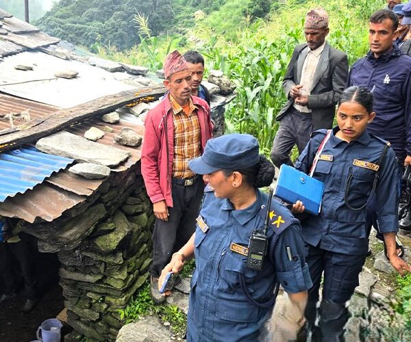बाजुरामा बस्तीमा पस्यो बाढी, १३ परिवारको उद्धार