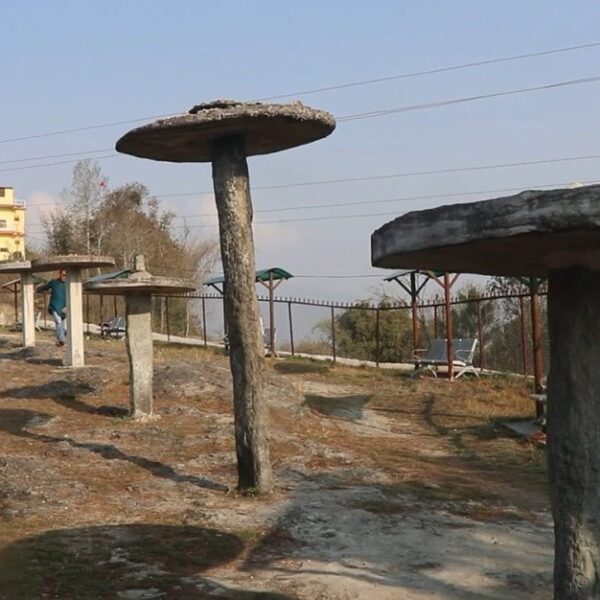 पर्यटकीय गन्तव्य बन्यो तेह्रथुमको छातेढुंगा